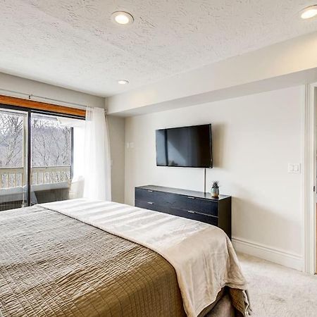 Willa Lux Retro Getaway W/ Ober & Smoky Mtn Views! Gatlinburg Zewnętrze zdjęcie