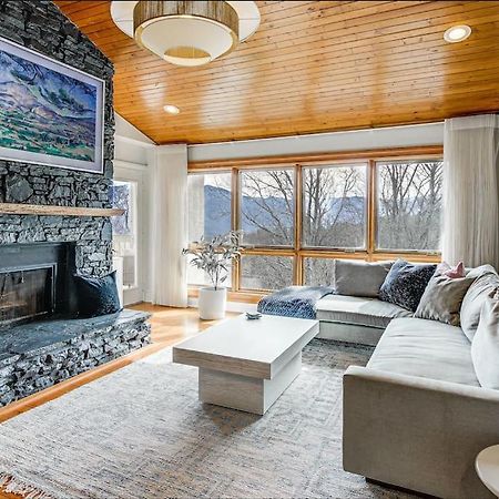 Willa Lux Retro Getaway W/ Ober & Smoky Mtn Views! Gatlinburg Zewnętrze zdjęcie